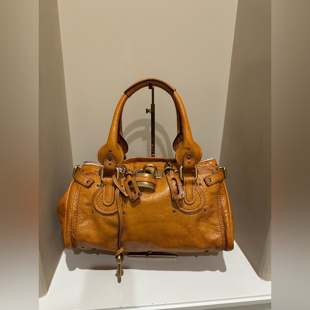 Chloe Paddington Patent Leather Satchel In Orange Tobacco